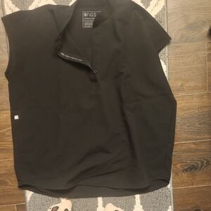 Figs Women's Black Muscle Tee